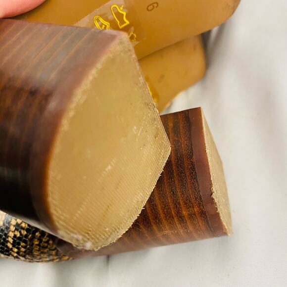 Madewell Fiona Snakeskin Embossed Leather Tan Stacked Heel Ankle Boot Size 6 - Picture 5 of 10